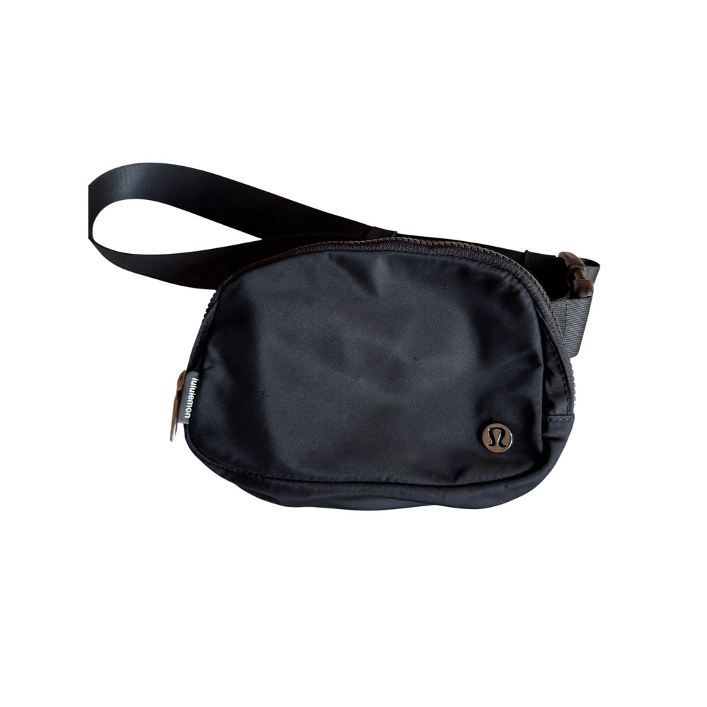 Lululemon Everywhere Belt Bag 1L Black Nylon Waist Pack